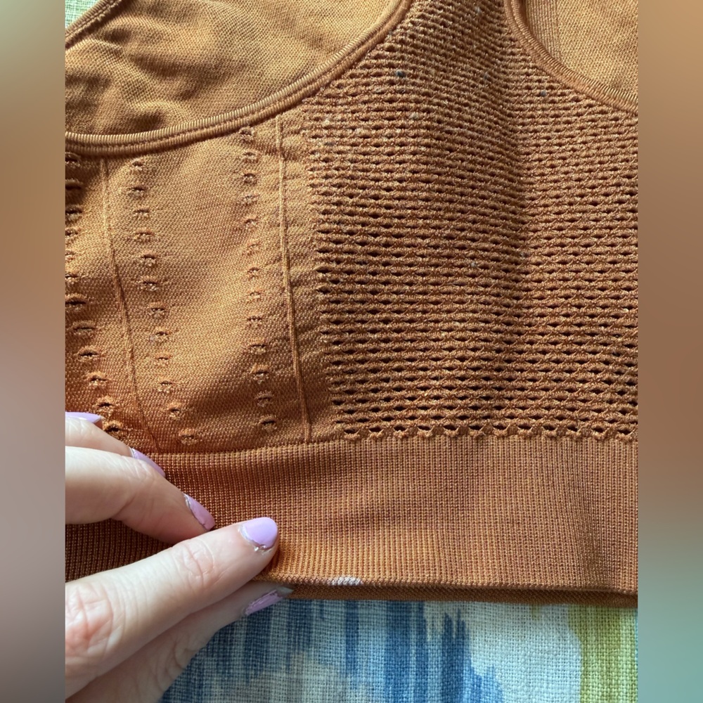 Target Golden Bronze Seamless Sports Bra - Size Large - Picture 4 of 4